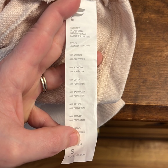 Fabletics eco crop hoodie - Picture 5 of 5